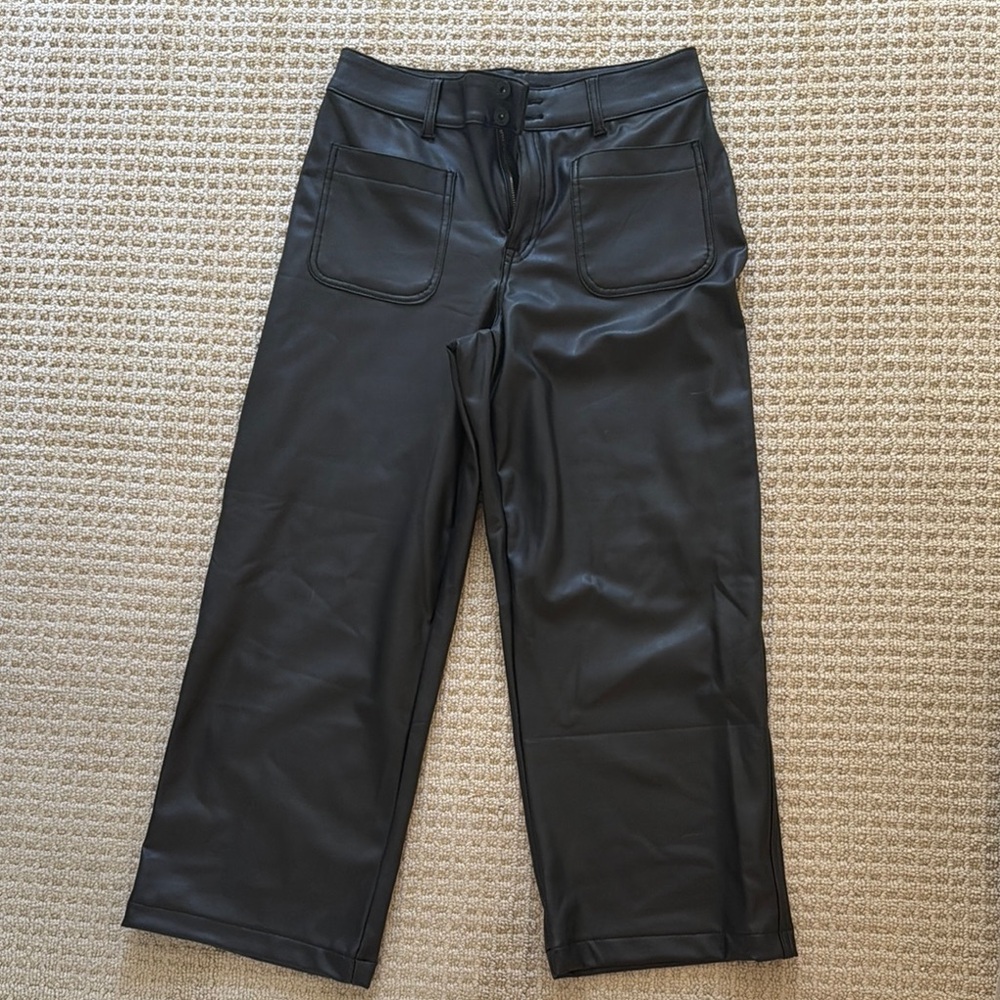 Edgely Faux Leather High Rise Patch Pocket Wide Leg Crop pant